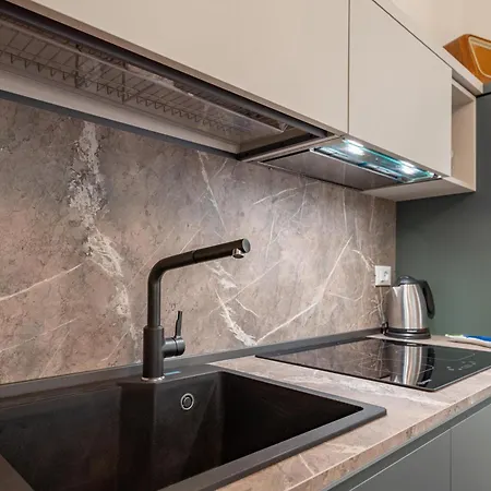 Maison Garove Apartment *
